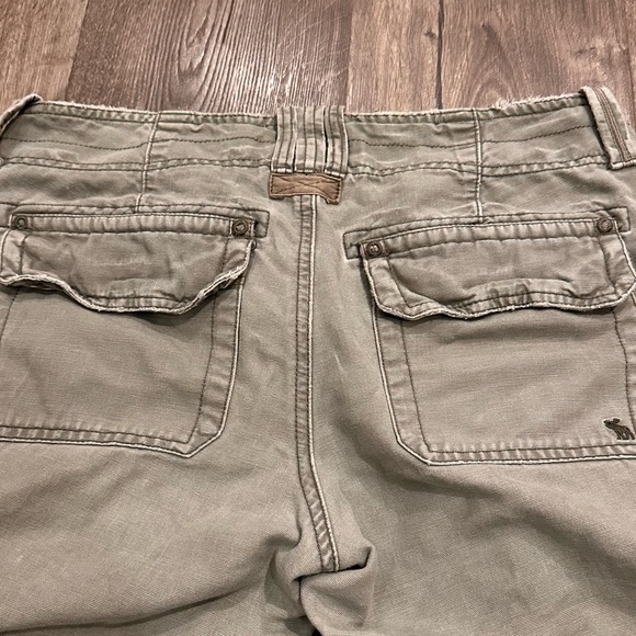 Abercrombie & Fitch Vintage Y2K Green Khaki Low Rise Cargo Boot Cut Pants Size 8 - Picture 14 of 14